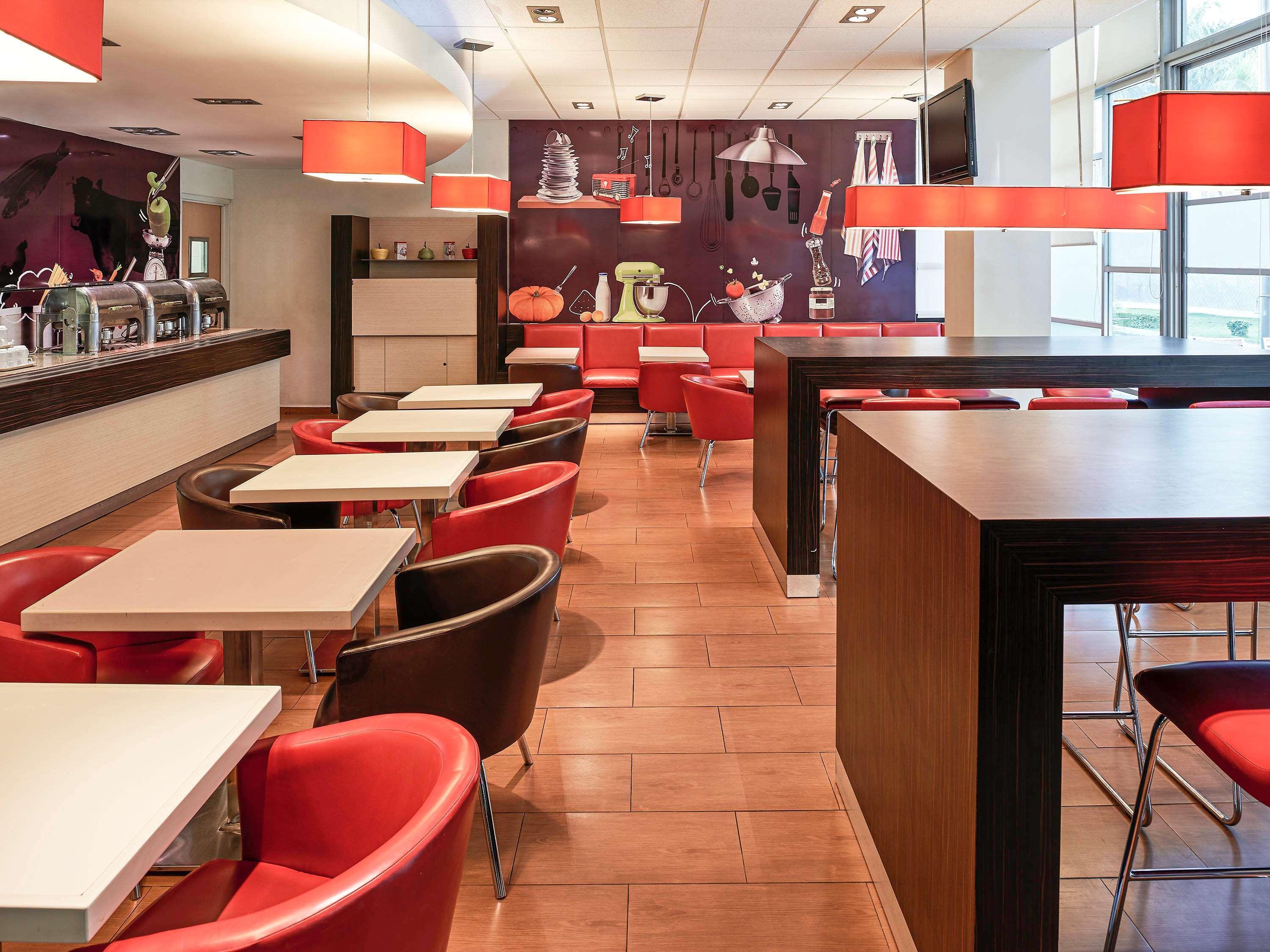 Ibis Hotel 3*