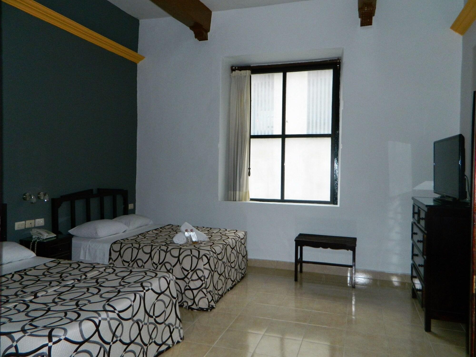 Montejo 3*