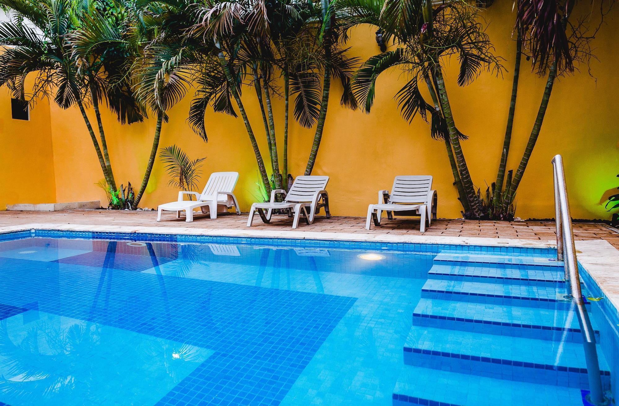Hotel Montejo 3*