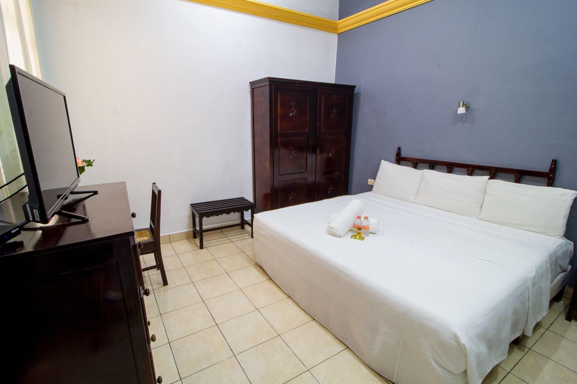 Hotel Montejo 3*