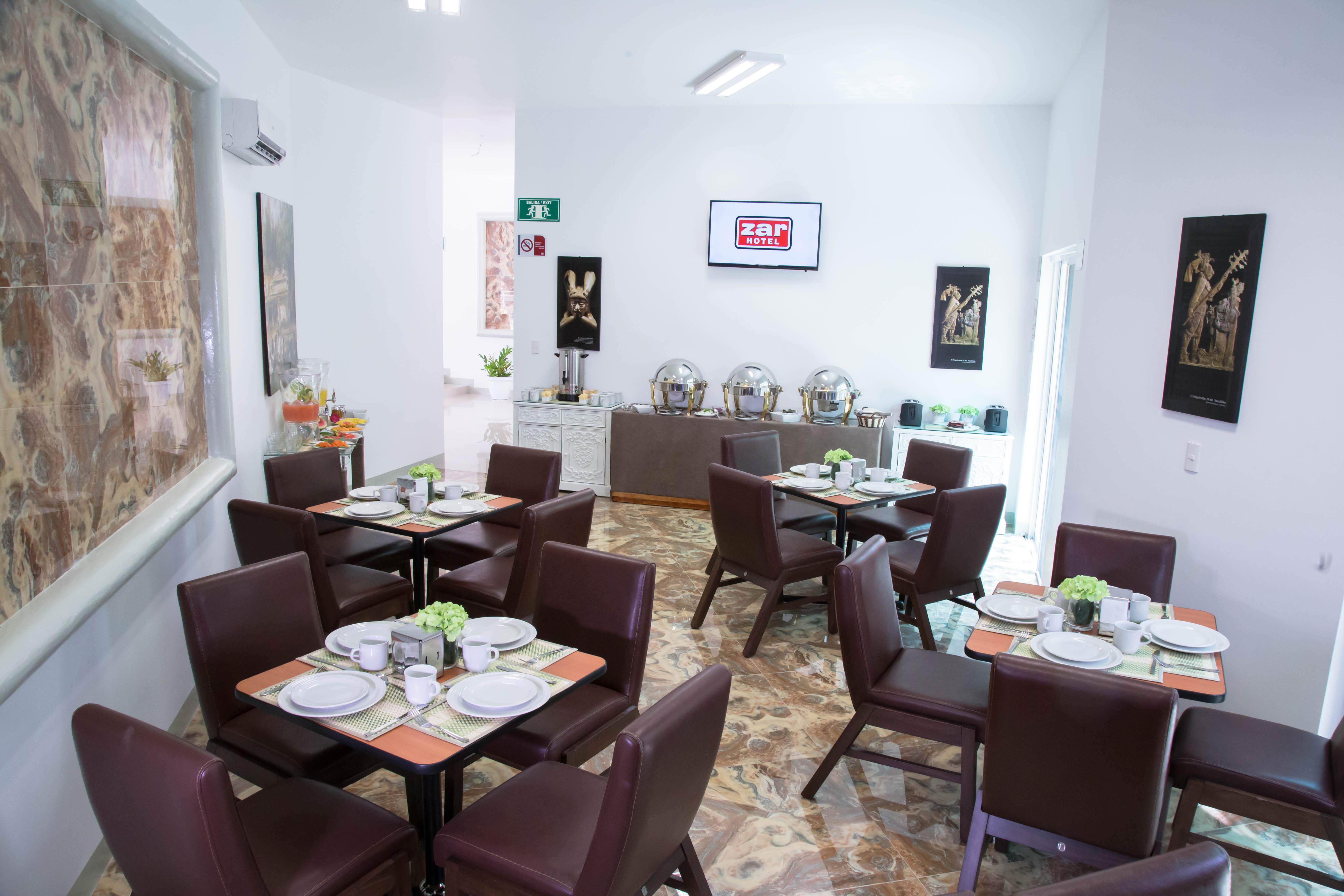 Zar Hotel 3*