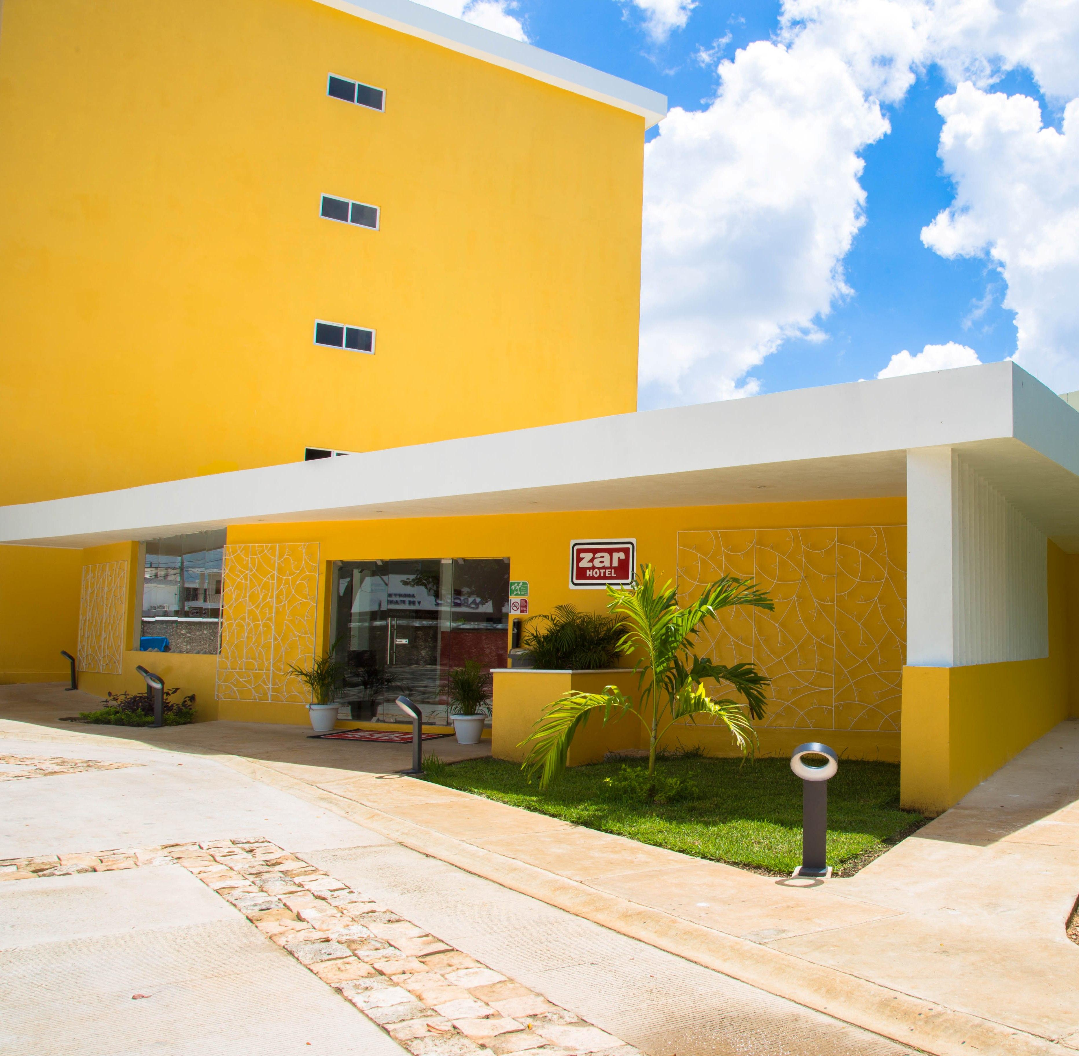 Zar Hotel 3*