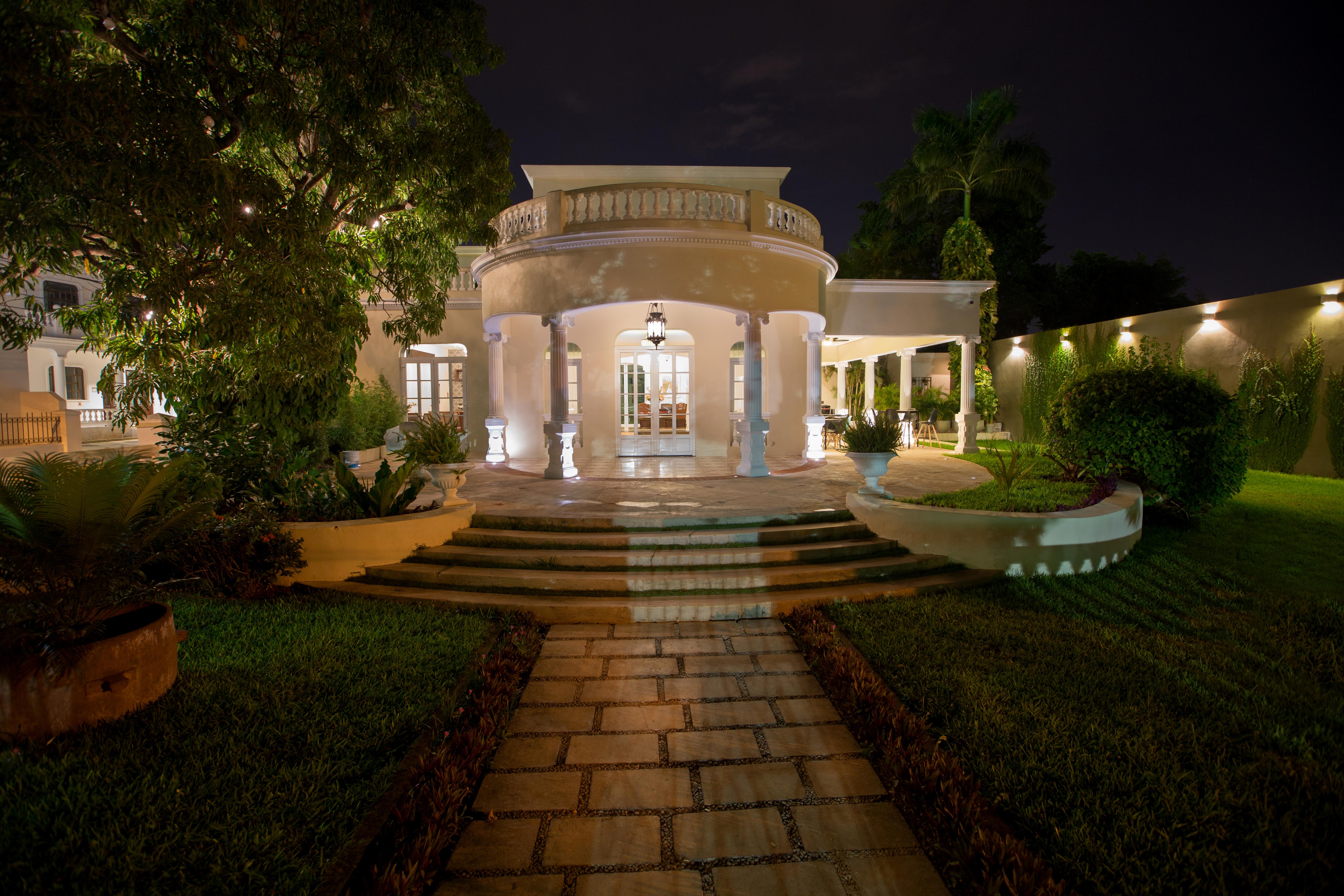 Delfina Mansion Boutique