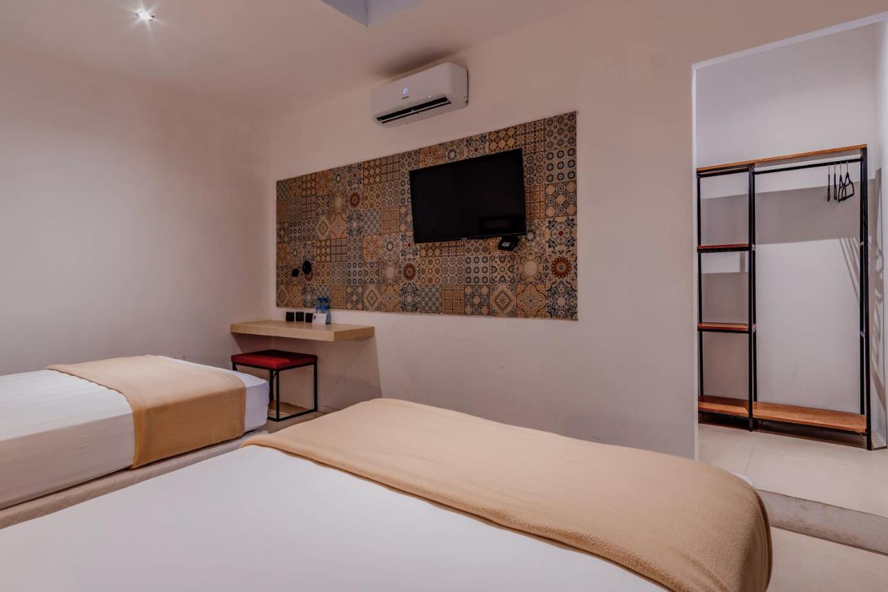 Hotel Ho