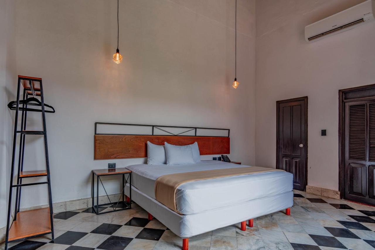 Ho Hotel 4*