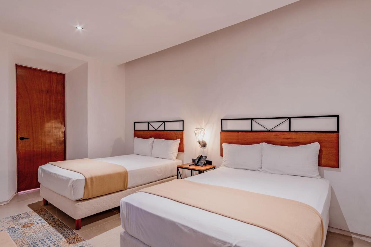 Ho Hotel