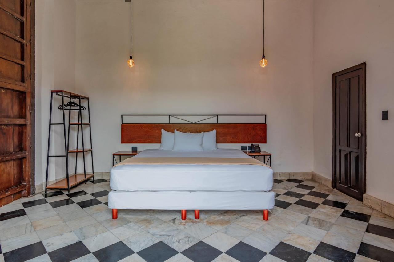 Ho Hotel 4*