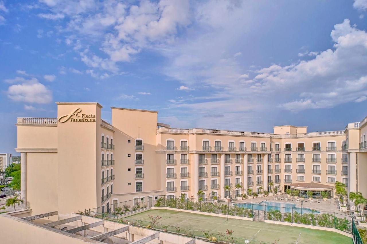 Hotel Fiesta Americana