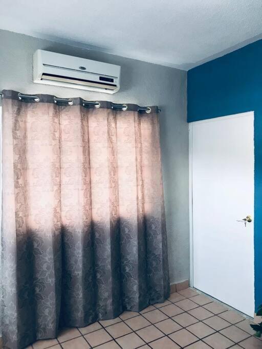 Rachel's -casa Cayetana, Paseo Montejo Apartamento