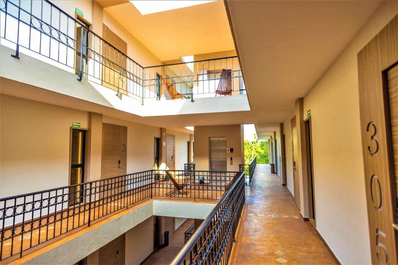 Plaza By Kavia Hotel
