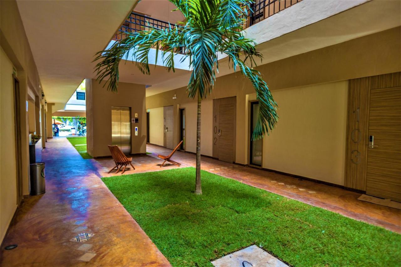 Hotel Plaza By Kavia