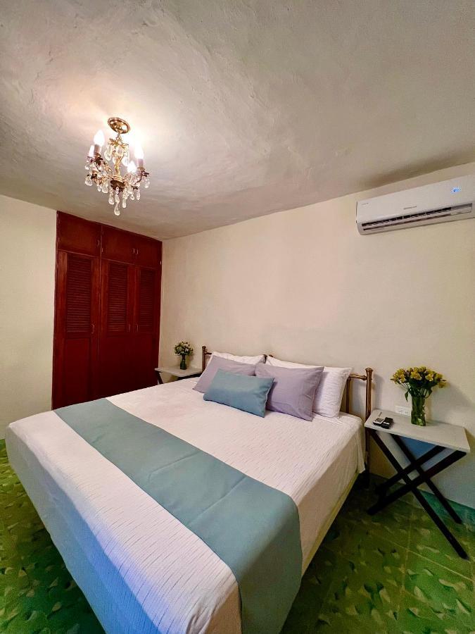 Casa Cayetana Paseo Montejo Centro