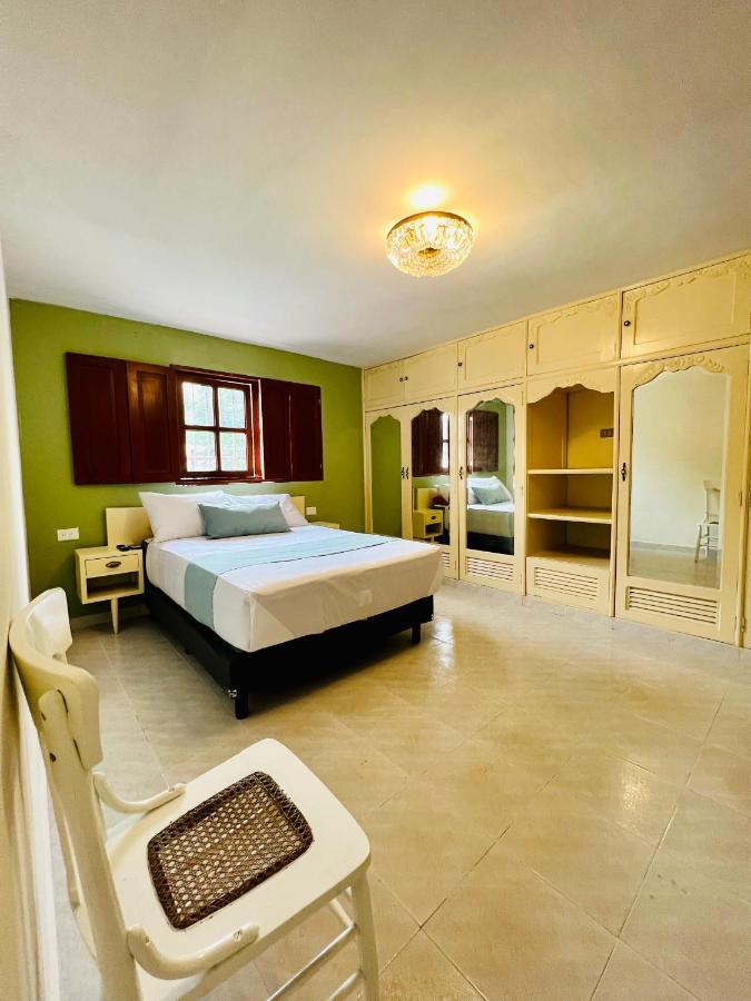 Casa Cayetana Paseo Montejo Centro