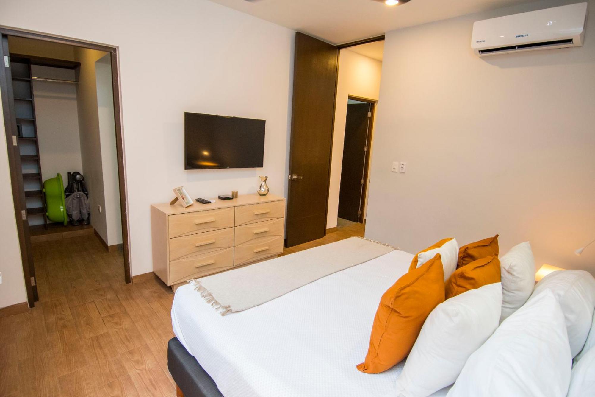 Tannah Luxury Holiday home *