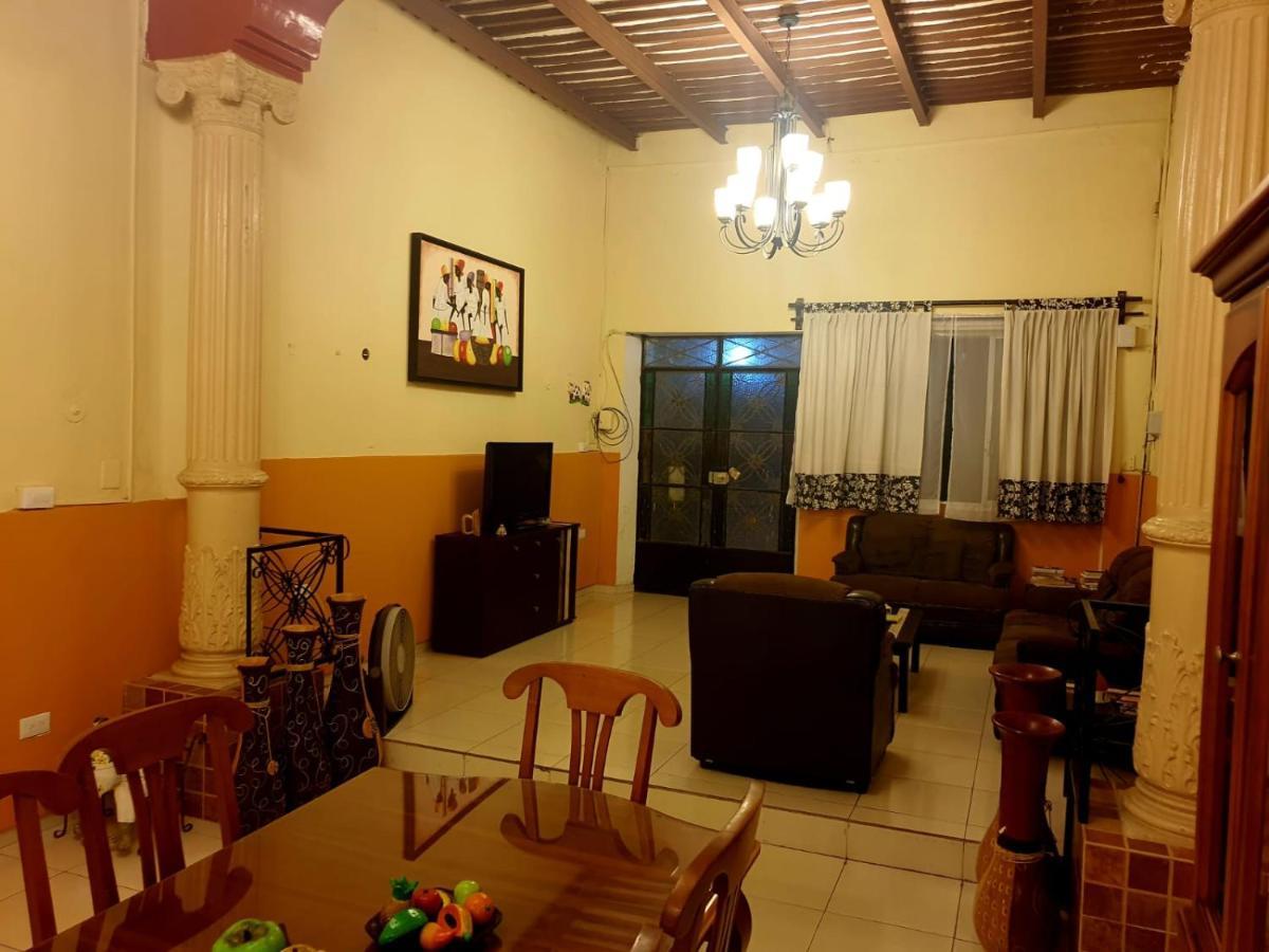 La Casa Del Quetzal Guest house