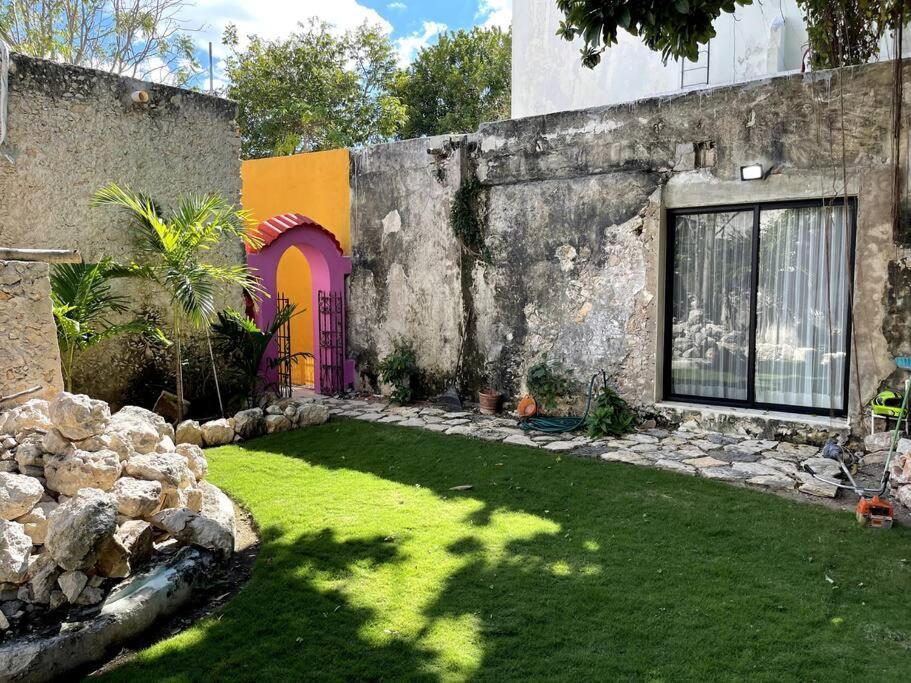Villa Candita, A Unos Pasos Del Paseo Montejo *