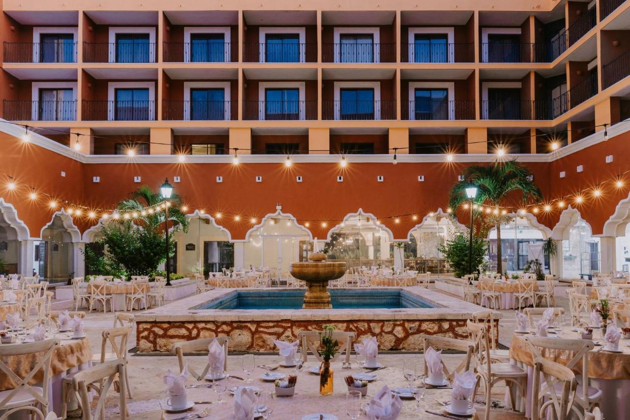 By Ihg Merida