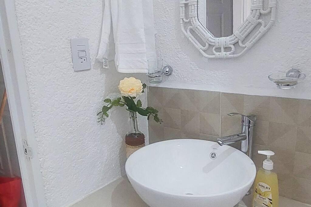 Casa El Conquistador/excelenteubicacion/2hab/wifi Сasa de vacaciones Mérida