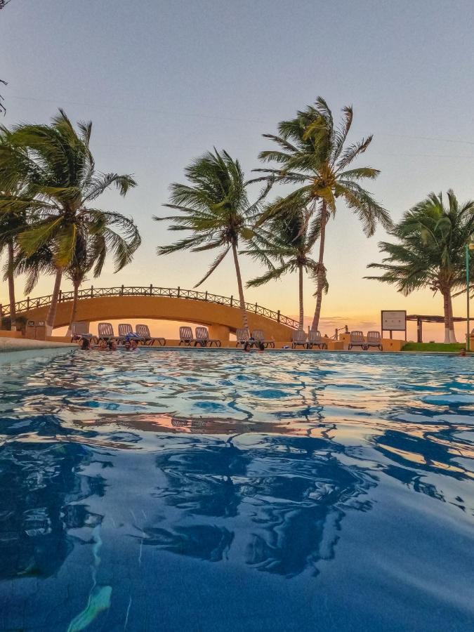 Reef Yucatan & Convention Center Hotel 3*