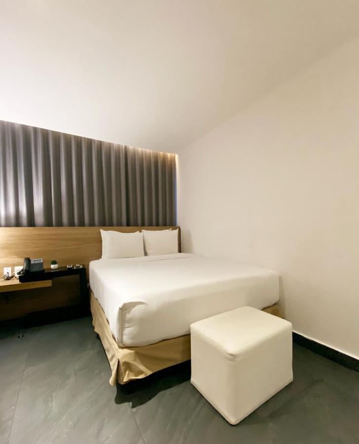 Hotel B's 4*