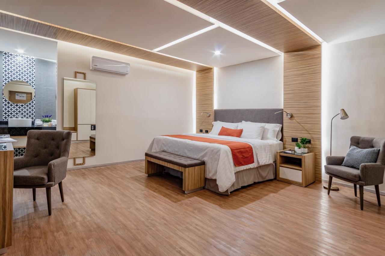 Plaza By Kavia Hotel 4*