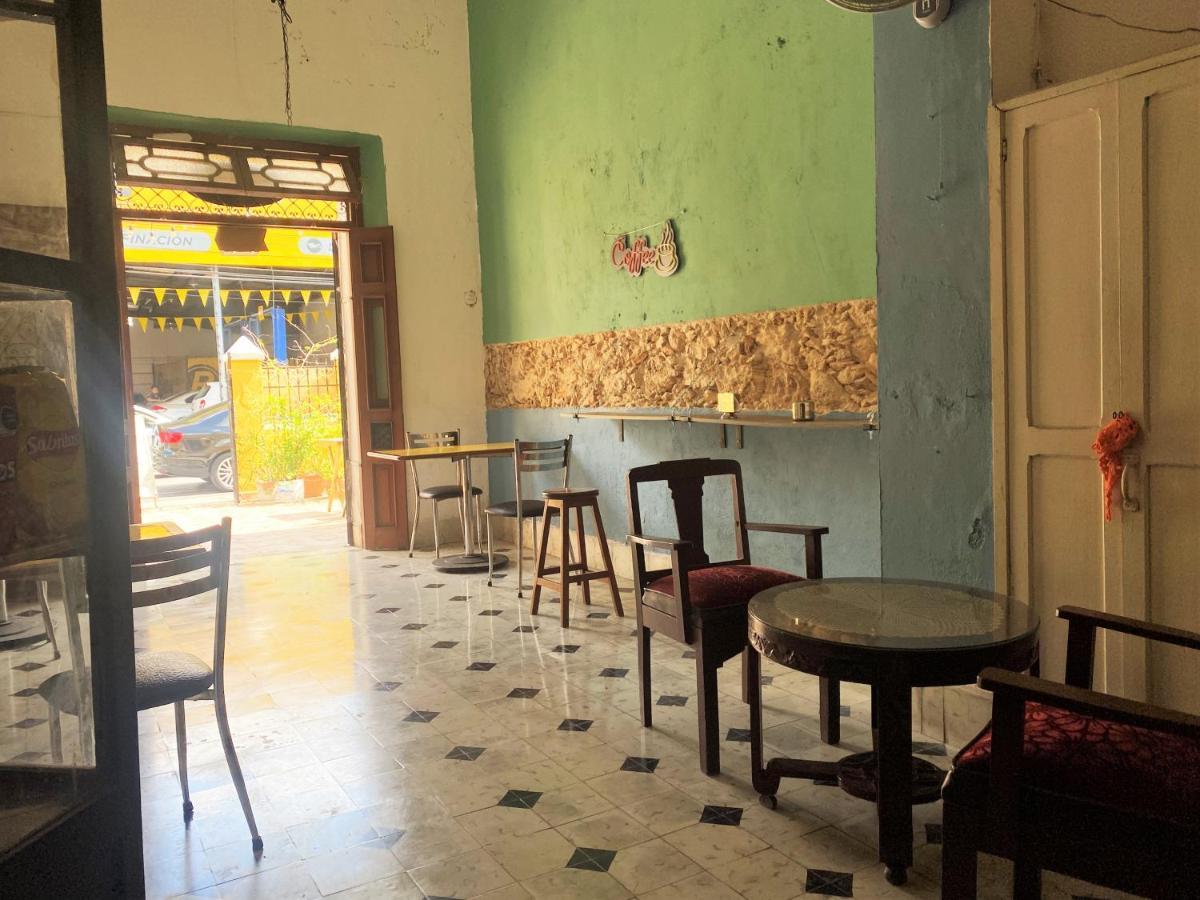 Hotel Oyo Espinosa 2*