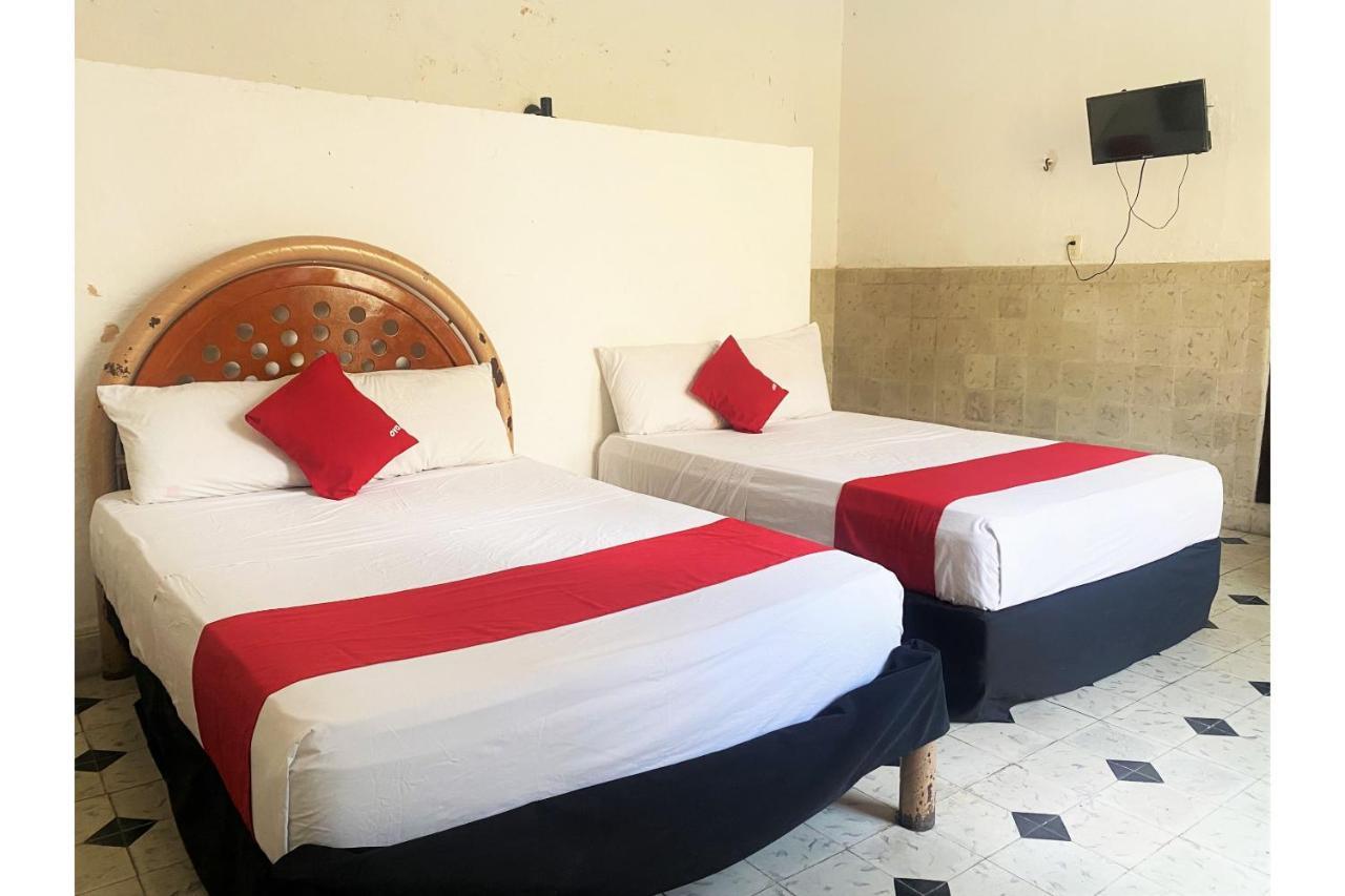Oyo Espinosa Hotel Mérida