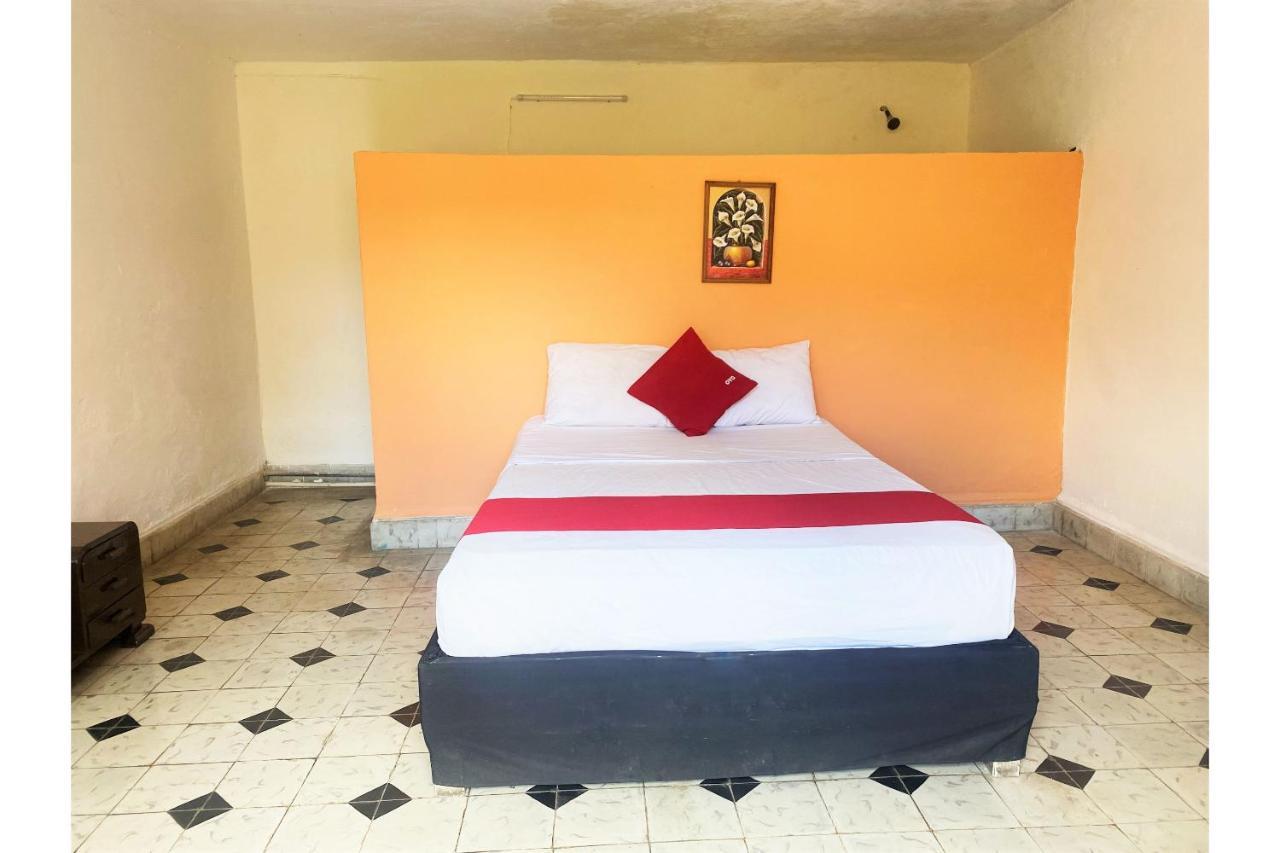 Oyo Espinosa Hotel Mérida