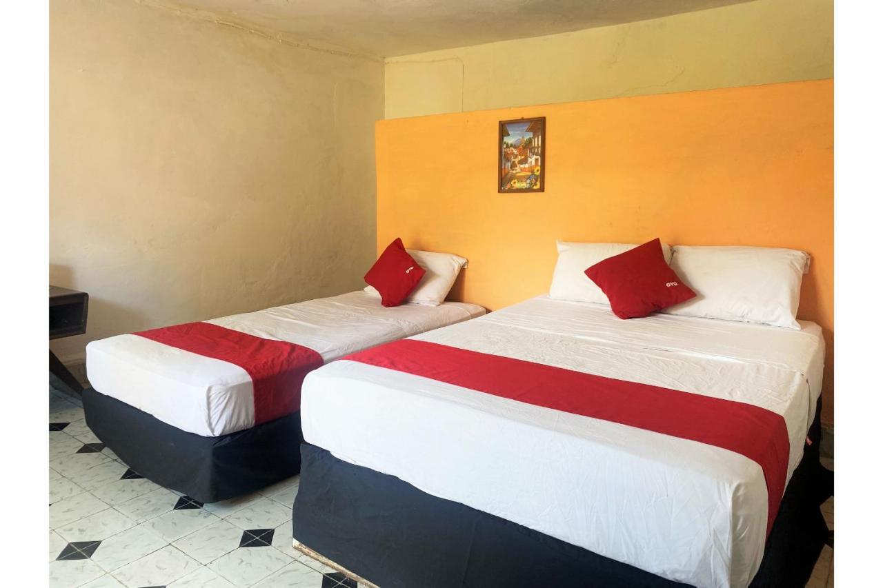 Hotel Oyo Espinosa