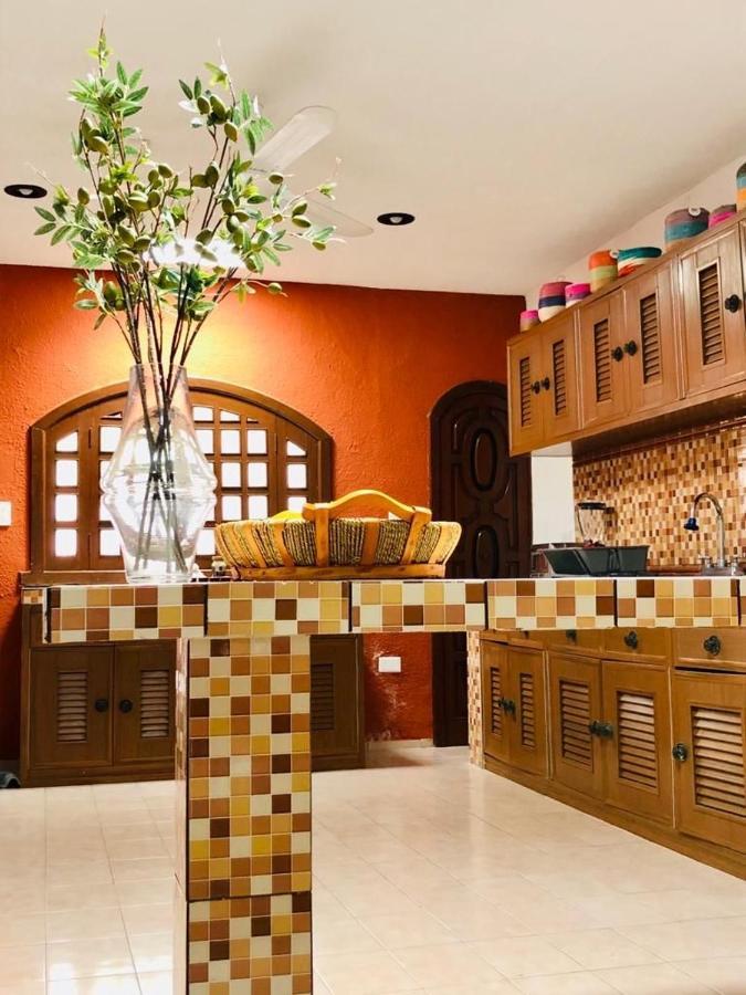 Bugambilia Colonial Charm With Spacious Design And Private Pool Five Minutes From Downtown Mérida