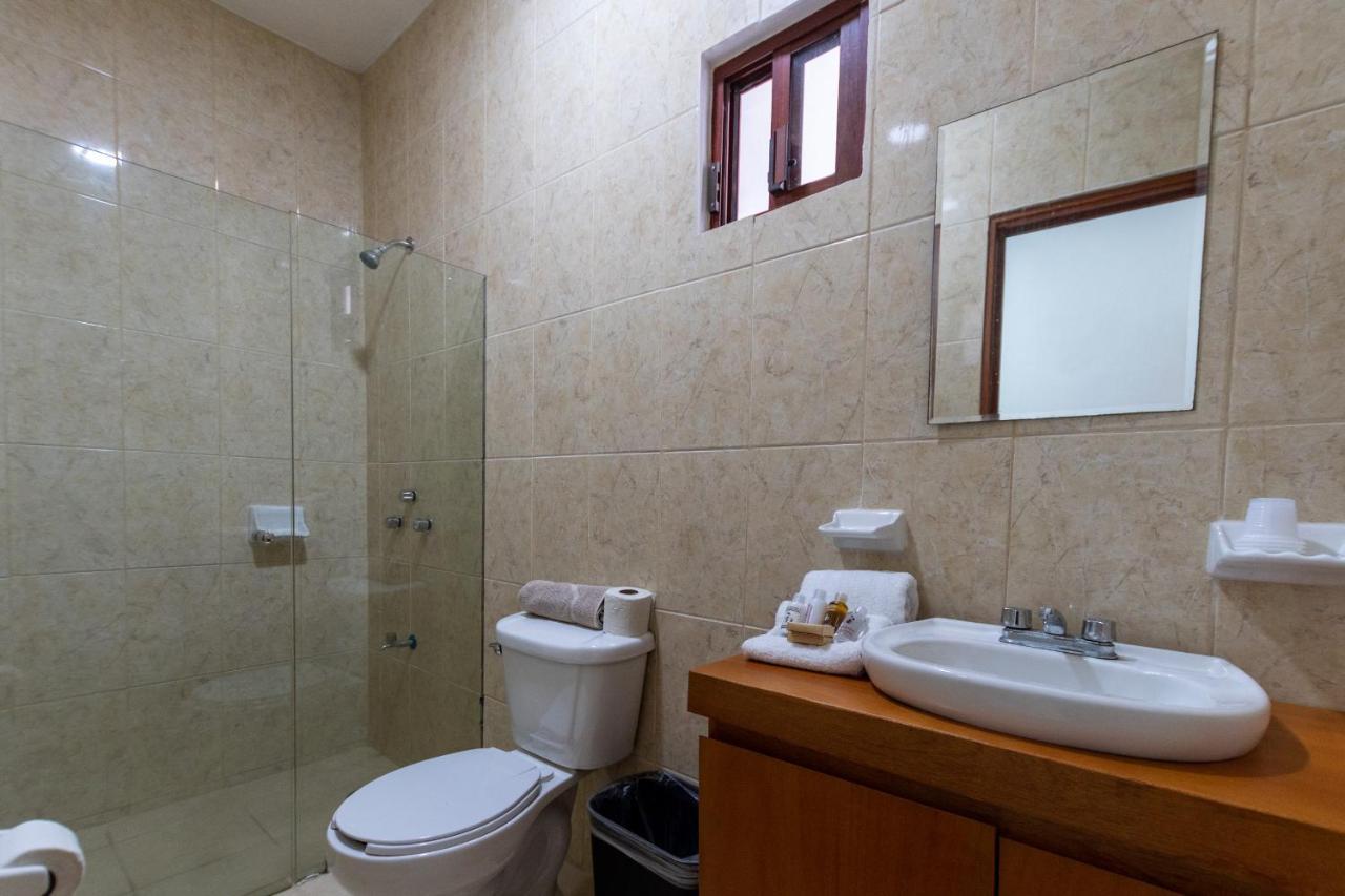 Hostal 62 *
