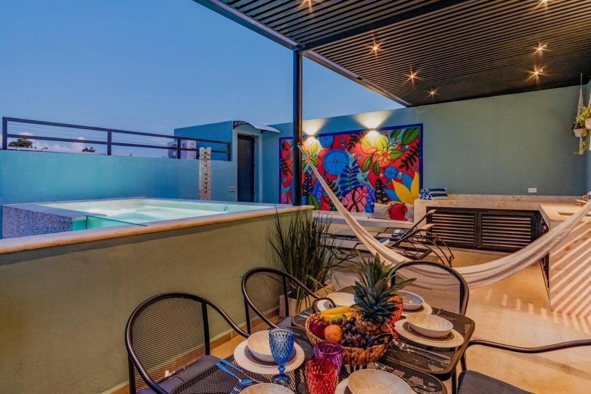 Rincon Del Cielo Rooftop With Glass Walled Pool