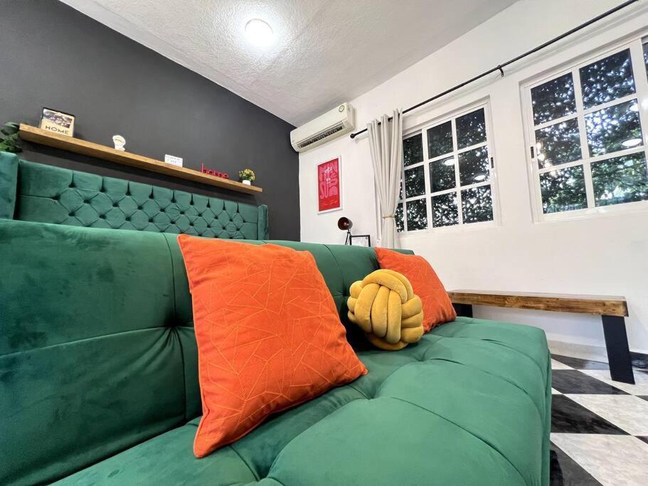 Acogedor Y Colorido Estudio Con Cama King Size * Mérida