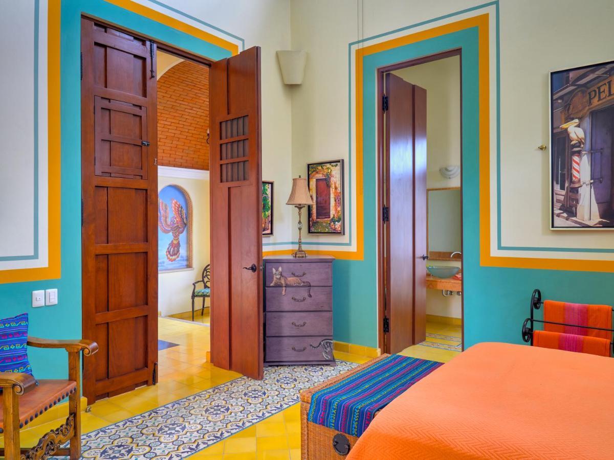 Casa Oasis And *