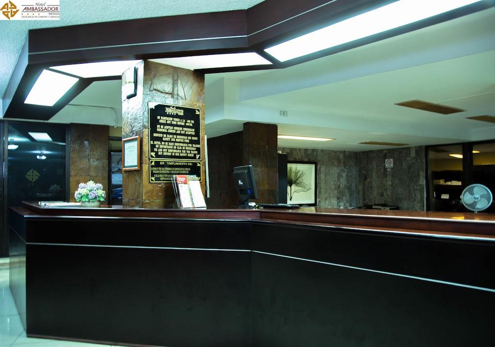 Hotel Ambassador