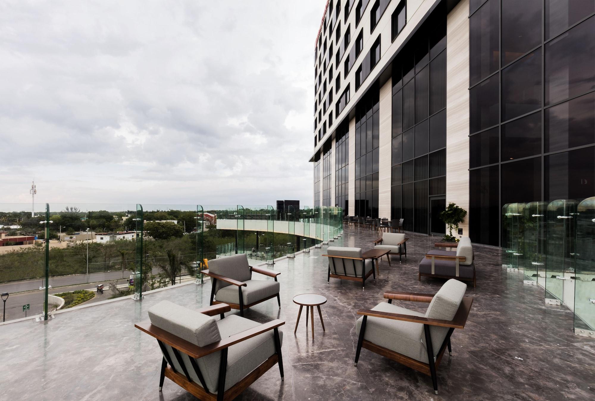 Hotel Hilton Garden 3*