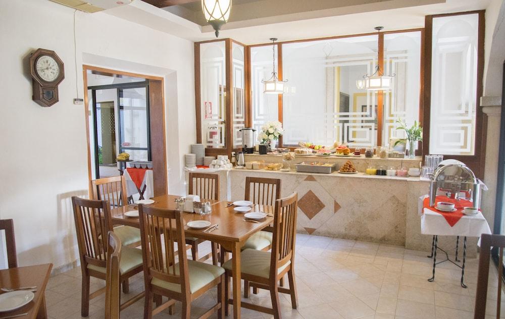 Maison Del Embajador Hotel