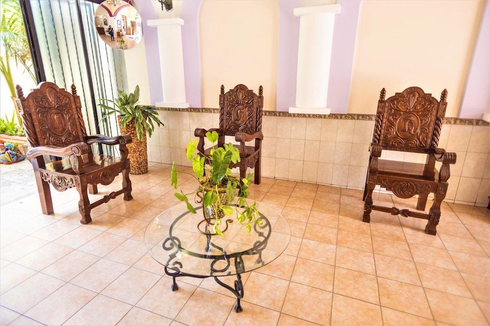 Hotel San Juan 3*