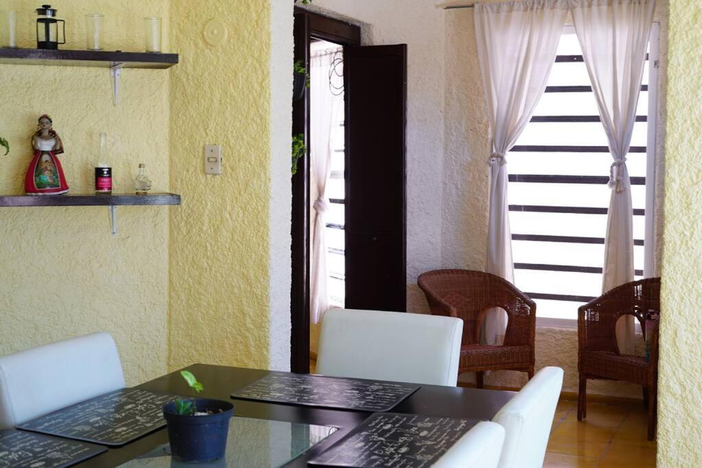 Casa Avocado, En Garcia Gineres Сasa de vacaciones Mérida