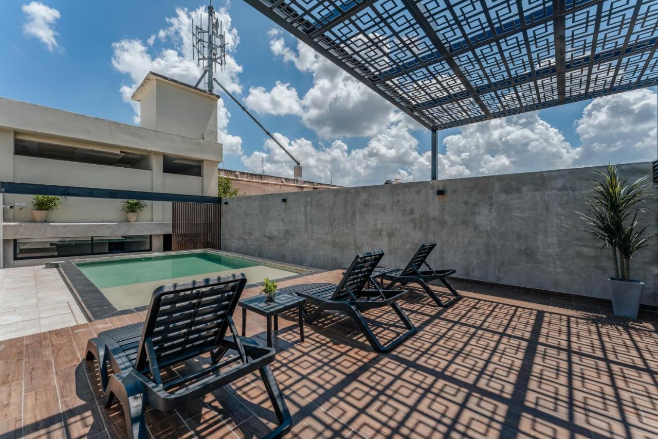 Mexico, 3*