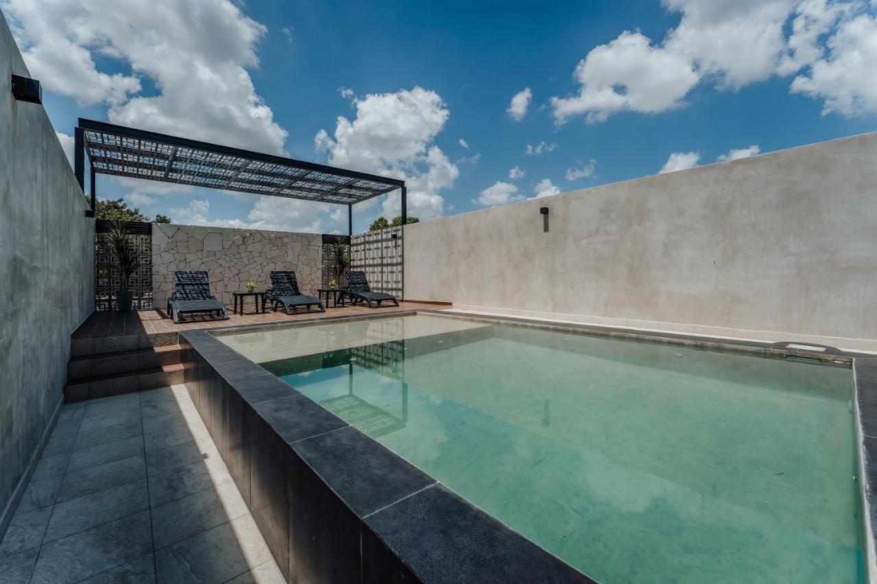 Mexico, Hotel