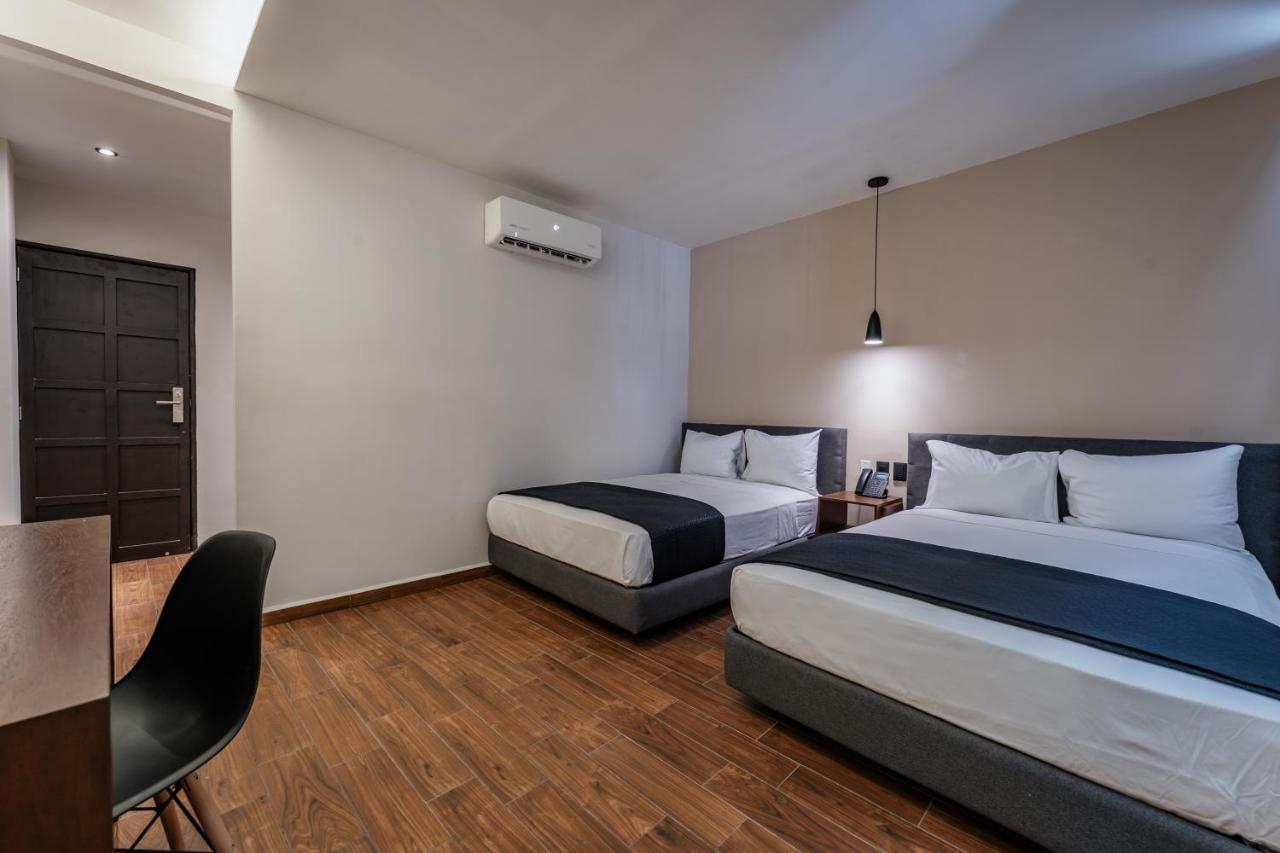 Mexico, Hotel