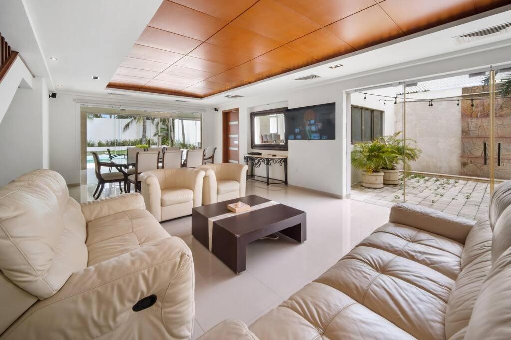 4br Family House With Pool * Merida