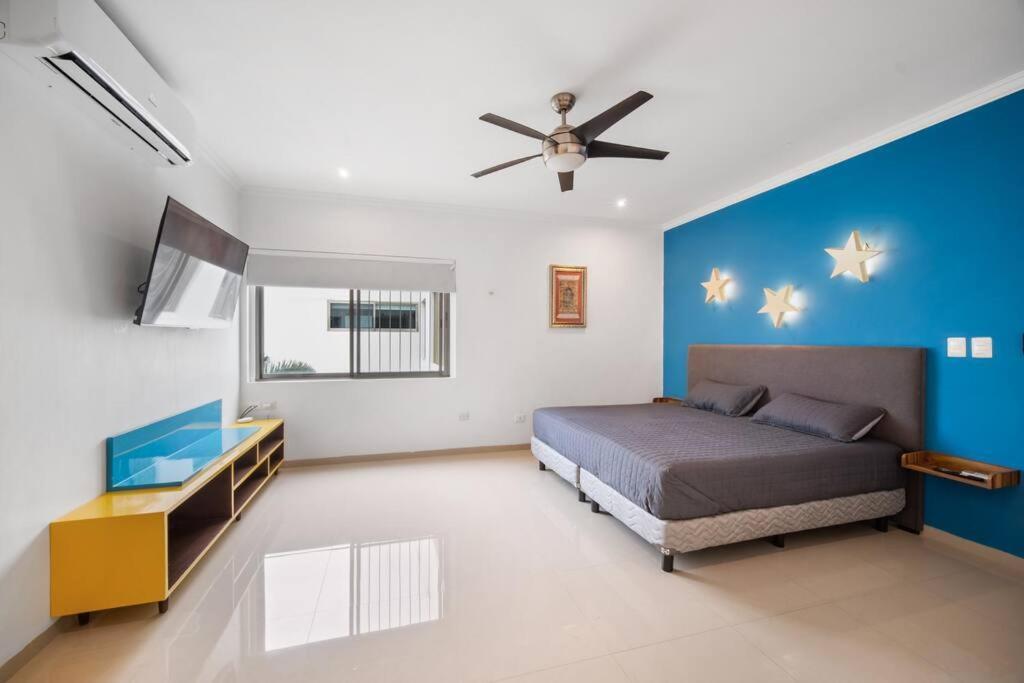 4br Family House With Pool