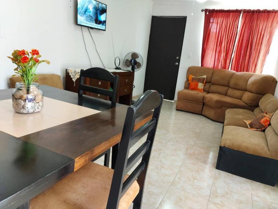 Rincon Maya, Hasta 16 Personas Mérida