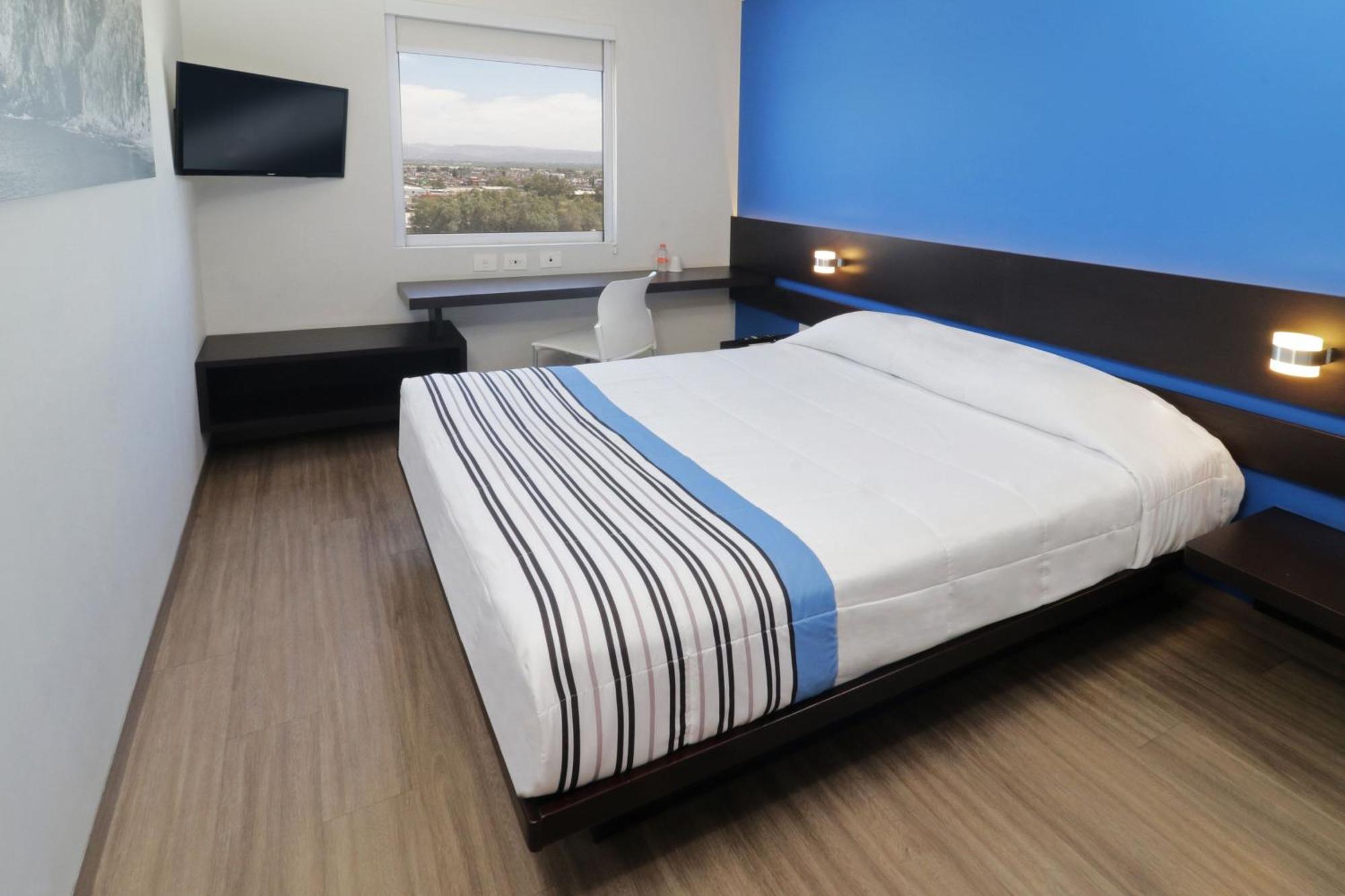 Express Junior Altabrisa Hotel