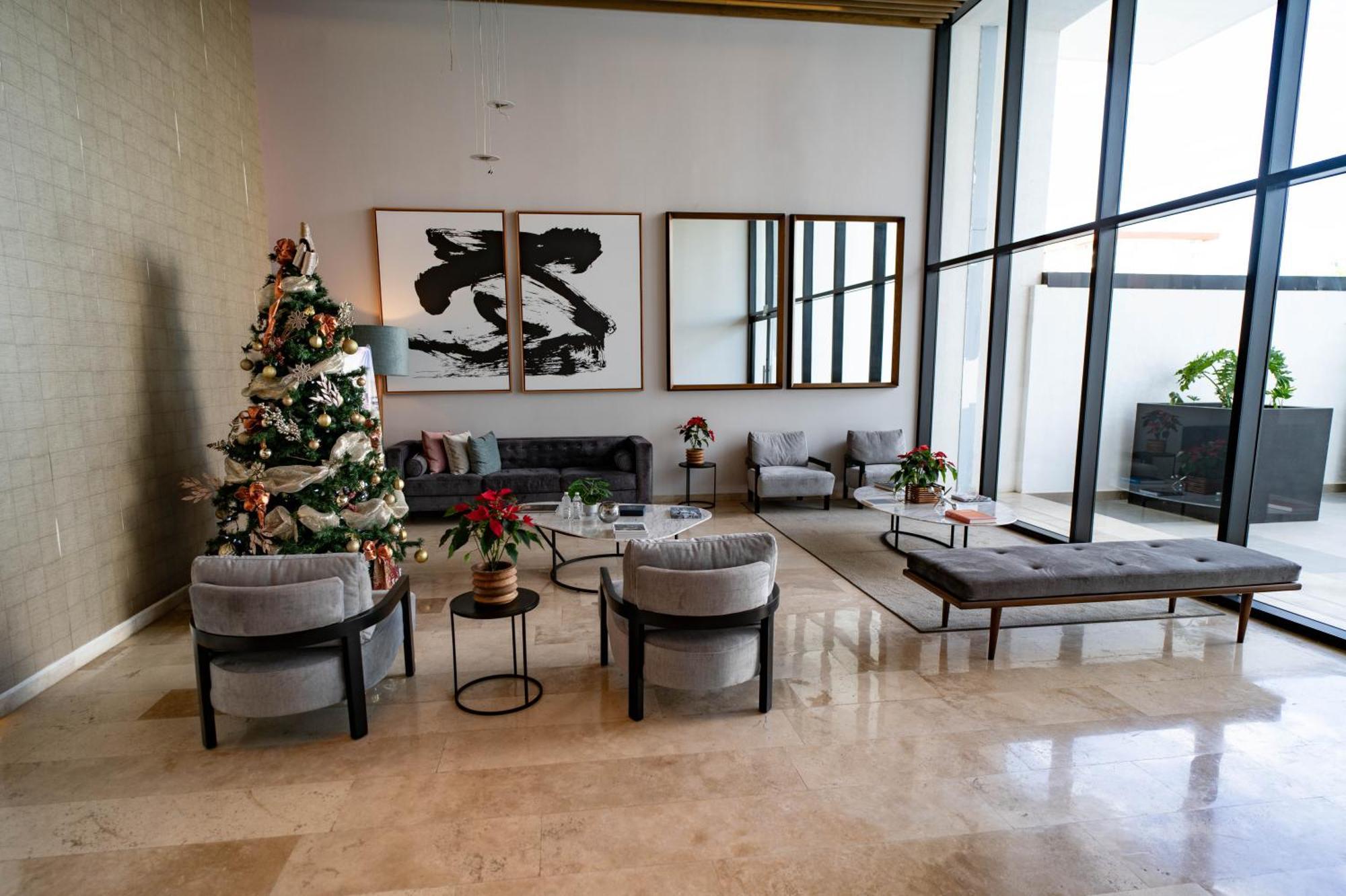 12173 Brand New Lux Signature Us Consulate Merida