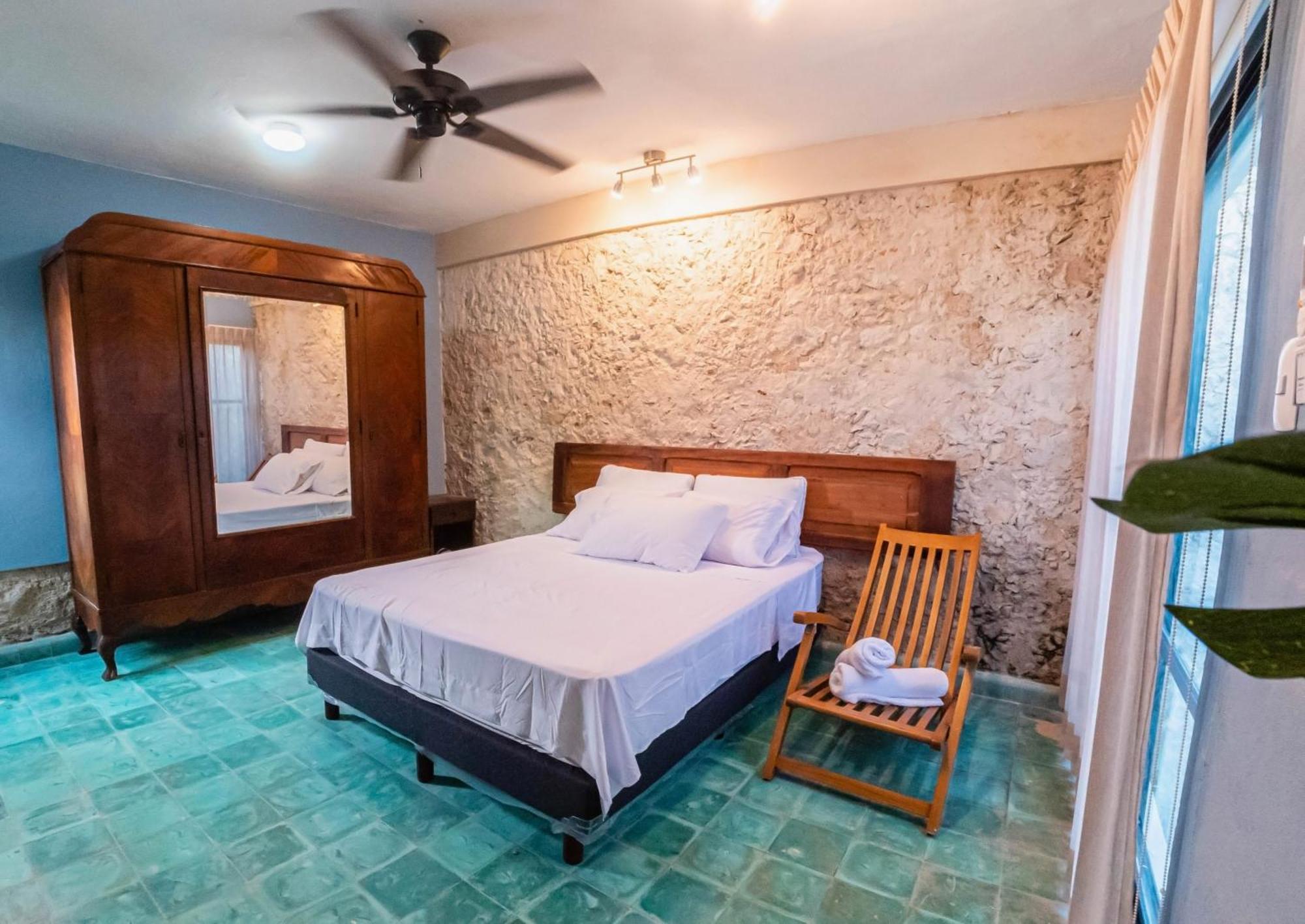 Casona De Mestizas *