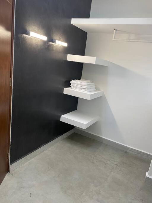 Grand Loft Mid 498 *