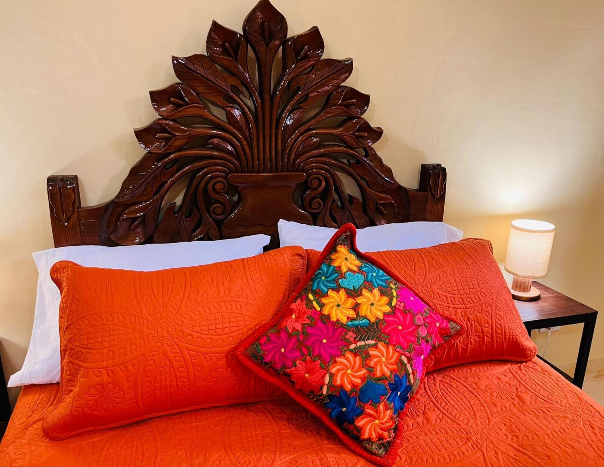 Casa Tres Colibries Bed and breakfast *